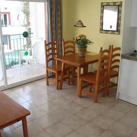 Aparthotel Apartahotel Del Sol 3*